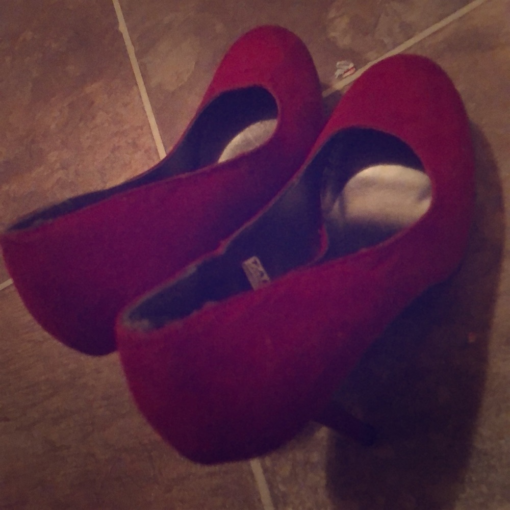 Red Mossimo heels